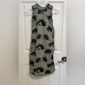 Olio infants 6-18 months wearable blanket. Hedgehog pattern. 100% cotton jersey